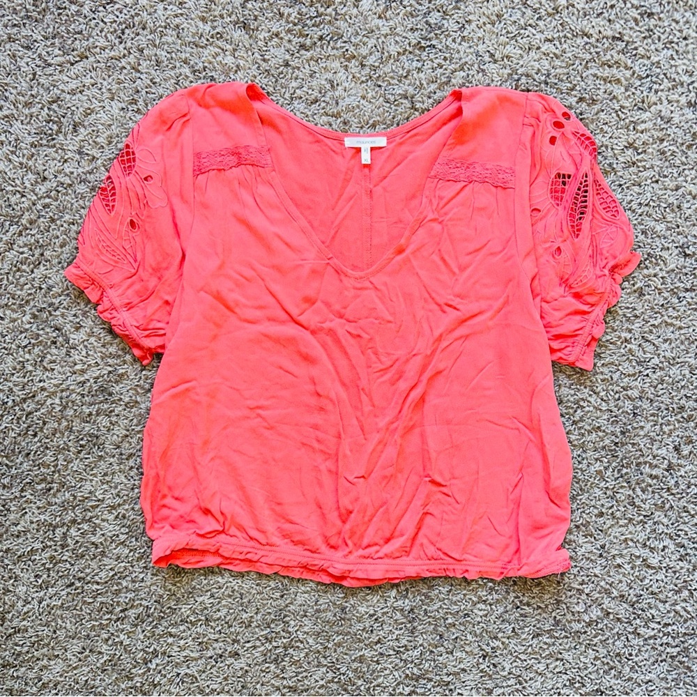 Maurices Coral Lace Sleeve Blouse Adorable XS Top Women’s Puff Lace Sleeves